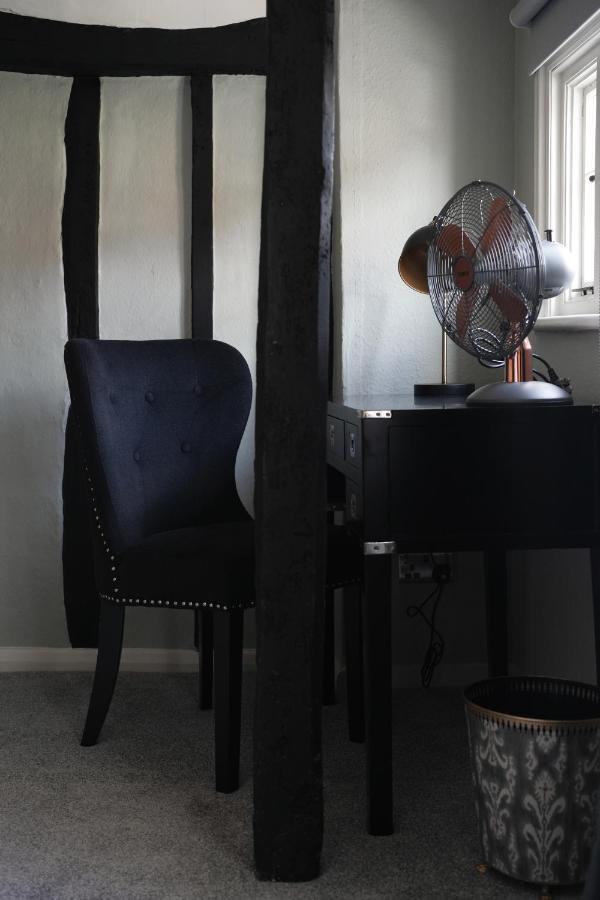 The Windmill Hotel Maidstone Bagian luar foto